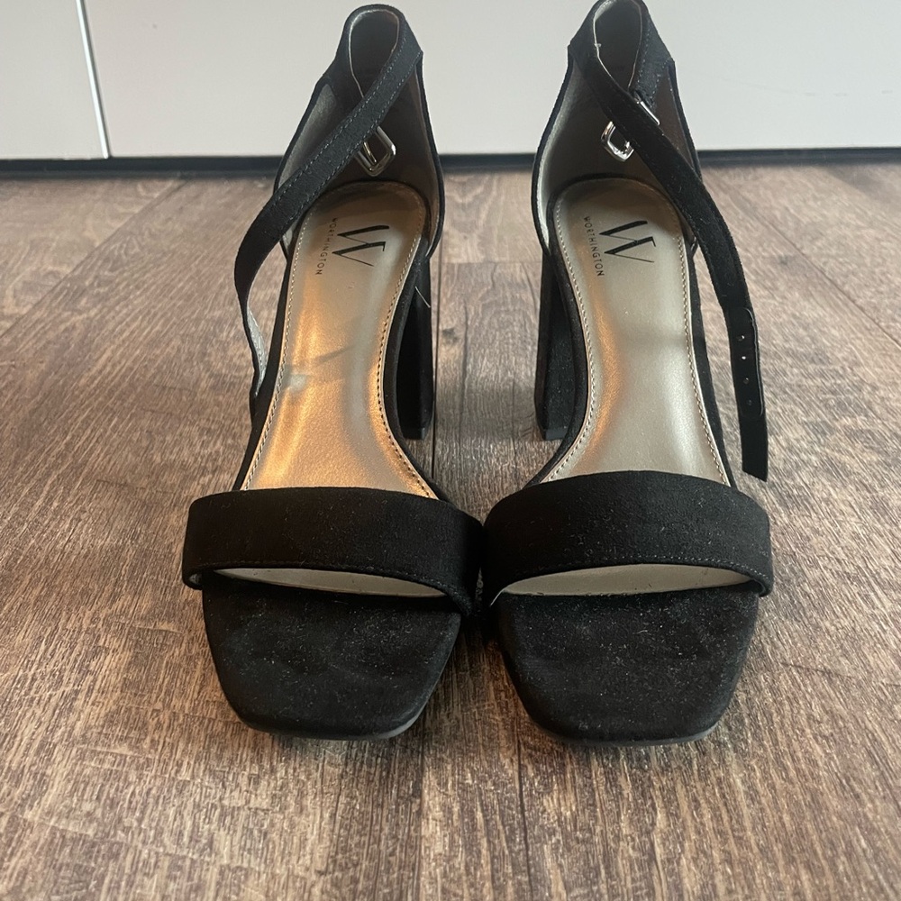 Women’s Worthington Black Strappy Heels Size 7.5